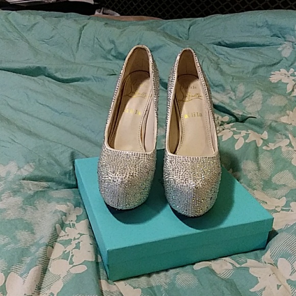 White rhinestone heels - Picture 4 of 4